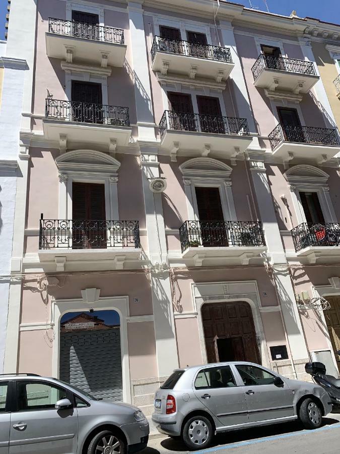 Ferienwohnung Azzurra Flat Bari Center Exterior foto
